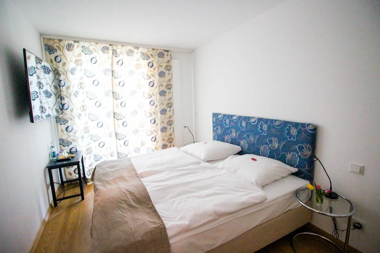 Das Kleine Hotel In Muenchen  Munich